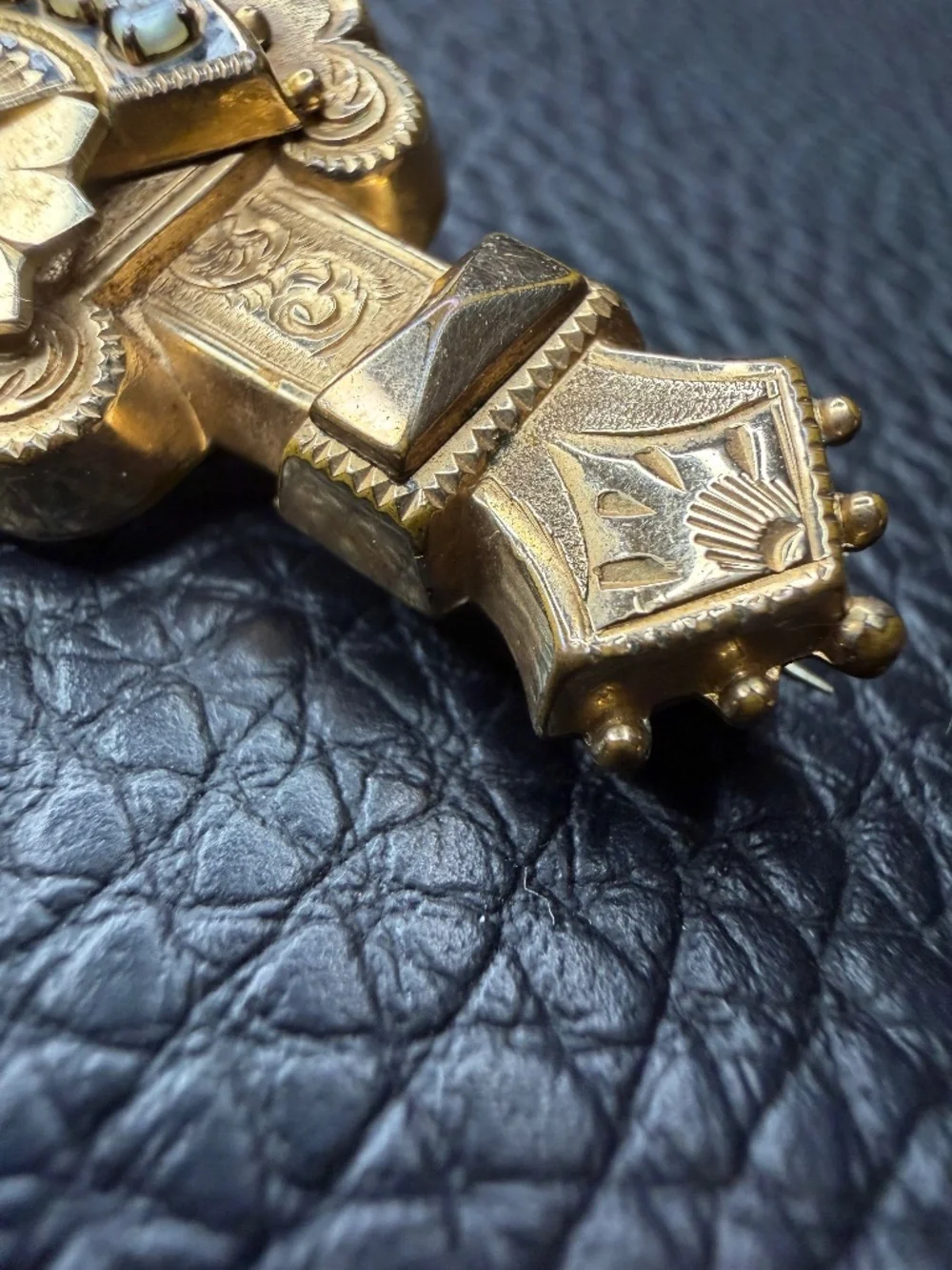 ORNATE Antique Victorian Edwardian Gold Filled Etched Bar Brooch Seed Pearls 2